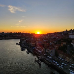 Porto structures (2/2) 🇵🇹 . #porto